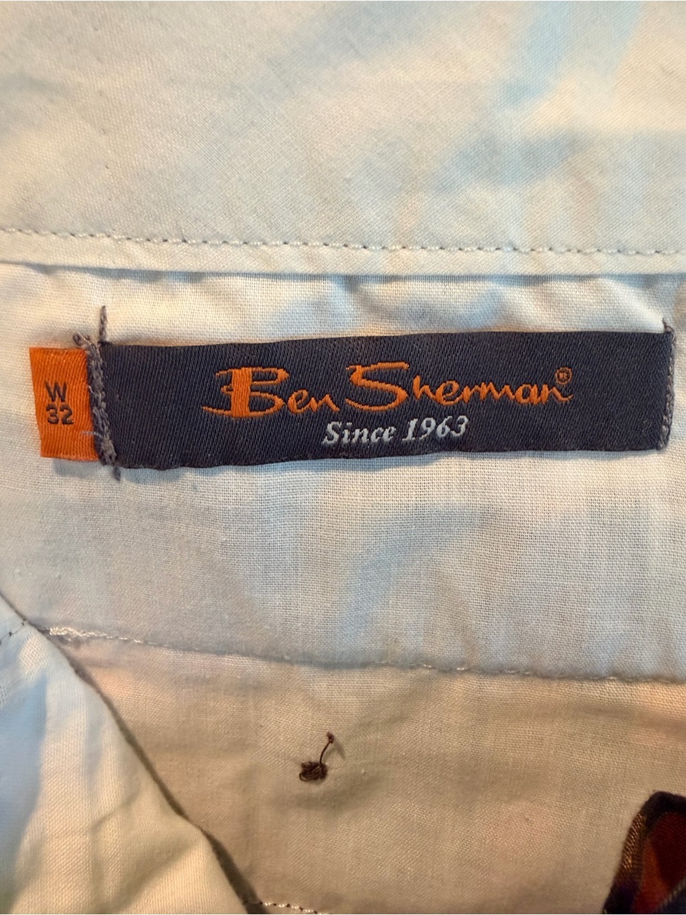 Ben Sherman Plaid Flat-Front Shorts in Burgundy, Teal & White - Picture 3 of 6